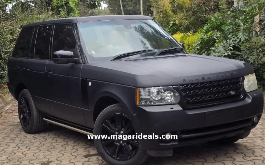 2010 Land Rover Range Rover Vogue in Kenya for Sale | Magari Deals