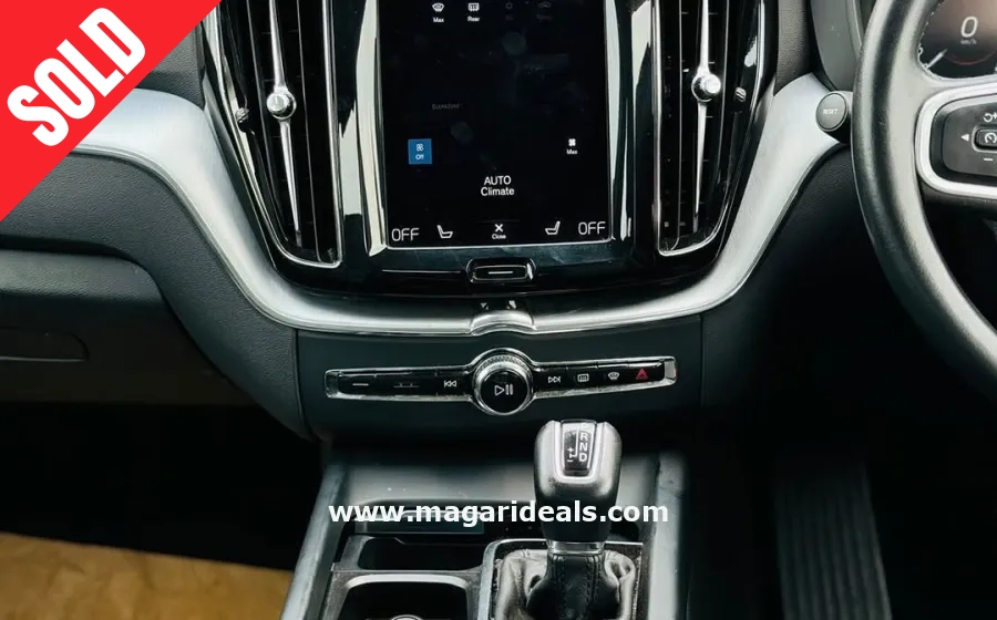 VOLVO XC60 D4 in Kenya for Sale | Magari Deals