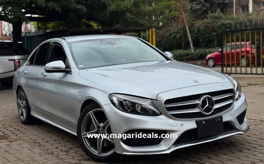 Mercedes Benz C200 in Kenya for Sale | Magari Deals
