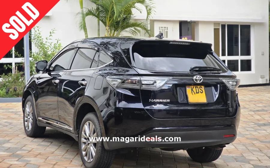 TOYOTA HARRIER 2017  in Kenya for Sale | Magari Deals
