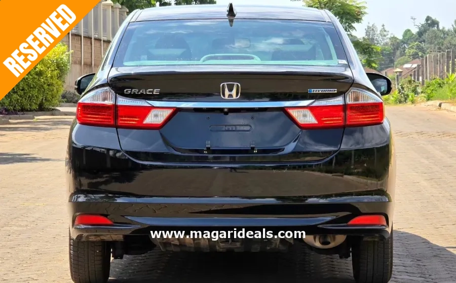 HONDA GRACE HYBRID in Kenya for Sale | Magari Deals