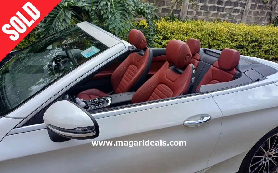 Mercedes Benz C180 Convertible  in Kenya for Sale | Magari Deals
