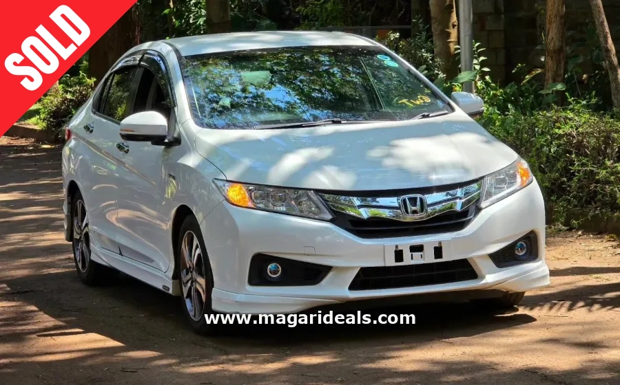 HONDA GRACE HYBRID in Kenya for Sale | Magari Deals