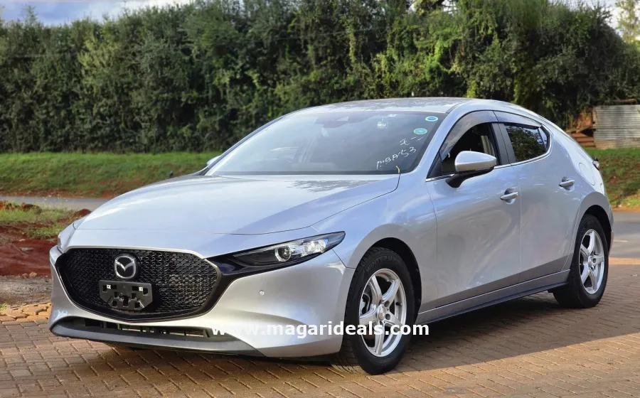 Mazda 3 in Nairobi Kenya in Kenya for Sale | Magari Deals