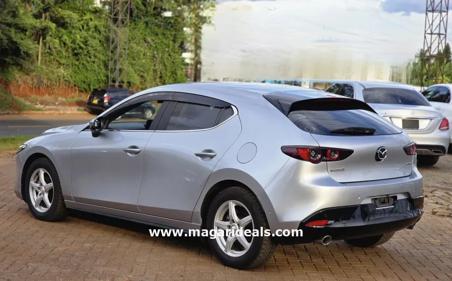 Mazda 3 in Nairobi Kenya in Kenya for Sale | Magari Deals