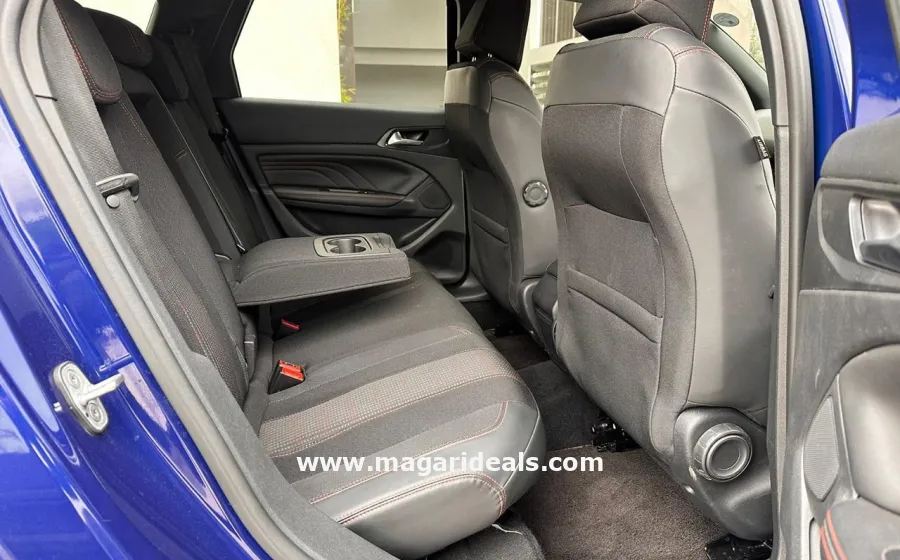 2017 PEUGEOT 308 GT Line in Nairobi  in Kenya for Sale | Magari Deals