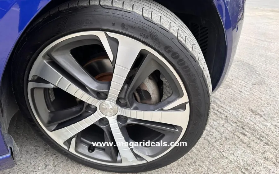 2017 PEUGEOT 308 GT Line in Nairobi  in Kenya for Sale | Magari Deals