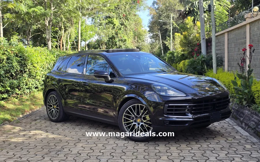 2018 Porsche Cayenne in Kenya for Sale | Magari Deals