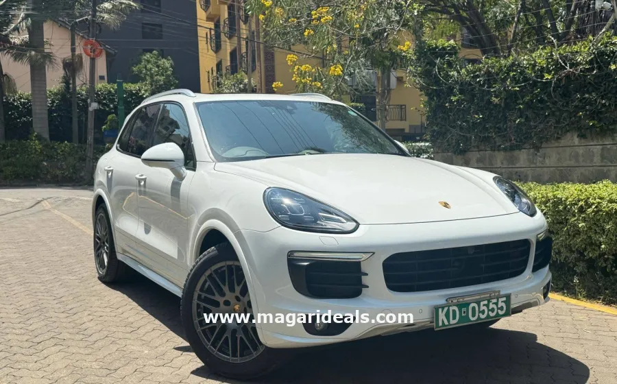2017 Porsche Cayenne in Kenya for Sale | Magari Deals