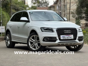 Unleash Luxury & Power! Used Audi Q5 in Kenya for Sale. Sunroof & Leather Seats Available, Price from Ksh 1,850,000, Explore & Save Big! Buy Now!