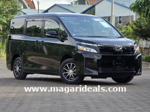 Toyota Voxy price in Kenya (2025): New & used models from Kshs 2,350,000. 7-seater MPV, low mileage, family-friendly. Compare deals & buy today! ✅
