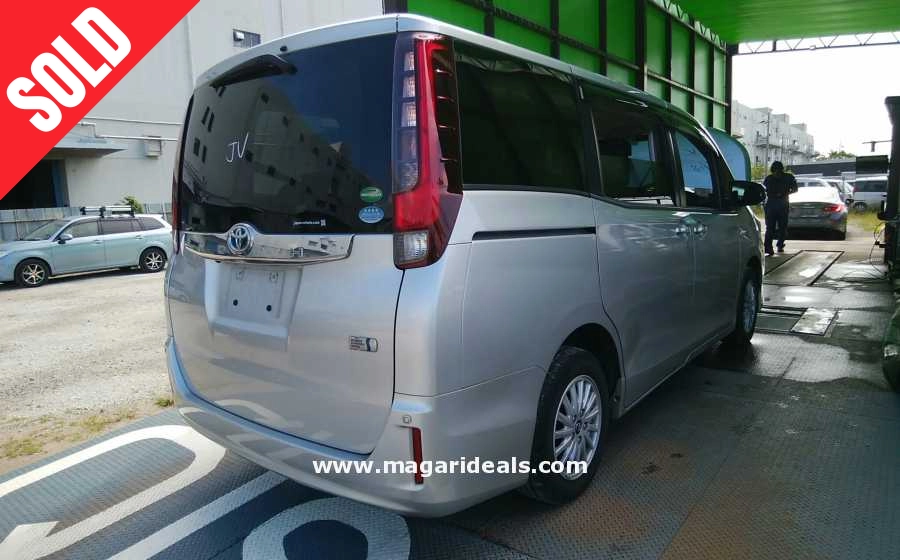 Toyota Voxy for Sale | Best Buy