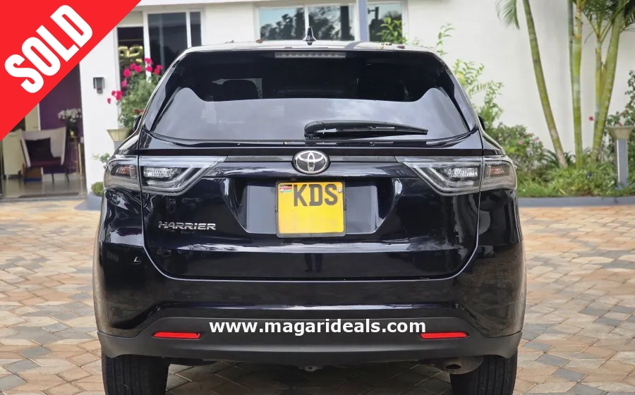 TOYOTA HARRIER 2017  in Kenya for Sale | Magari Deals