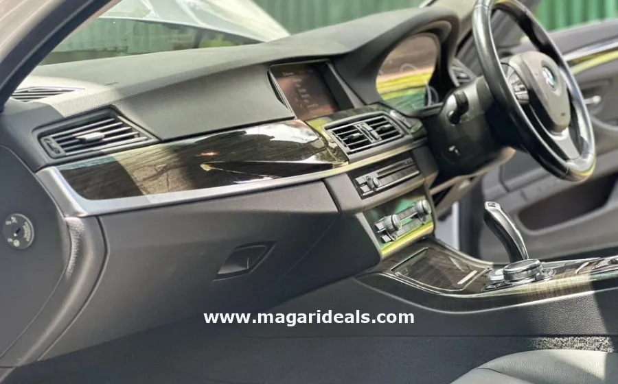   2017 BMW 528i  in Kenya for Sale | Magari Deals