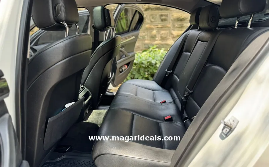 2012 BMW 528i  in Kenya for Sale | Magari Deals