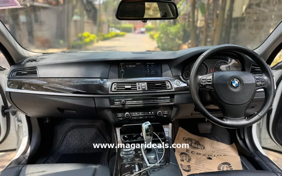 2012 BMW 528i  in Kenya for Sale | Magari Deals