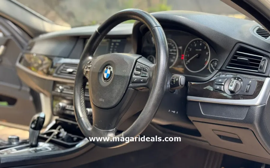 2012 BMW 528i  in Kenya for Sale | Magari Deals