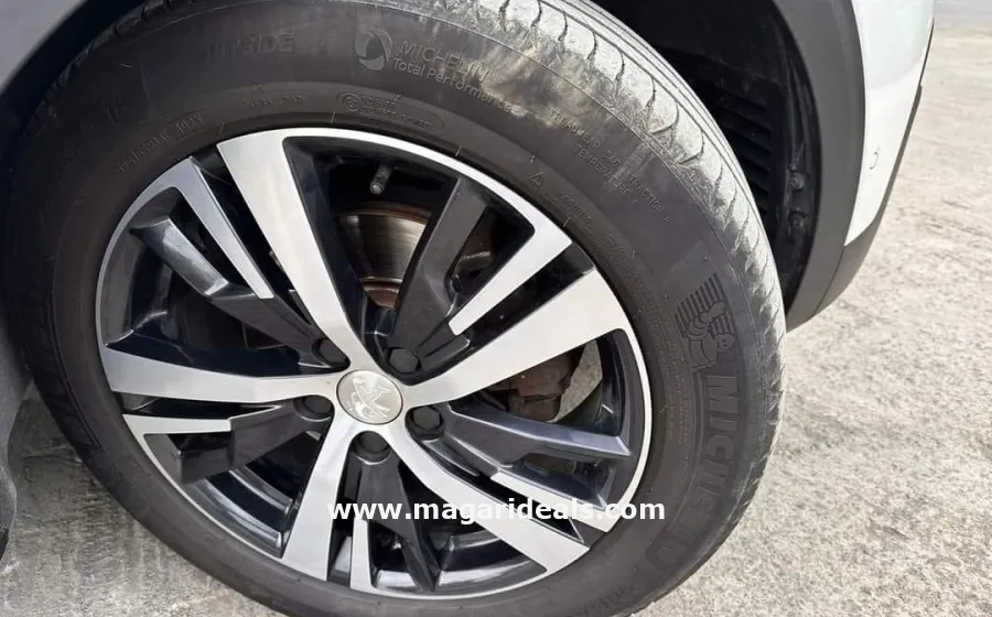 Peugeot 5008 2018 model in Kenya for Sale | Magari Deals