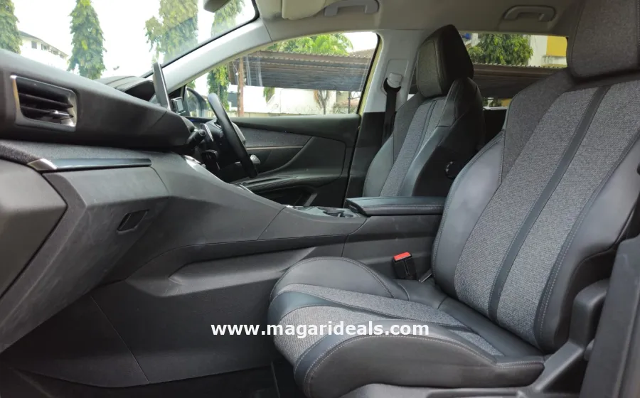 Peugeot 5008 2017 model in Mombasa Kenya in Kenya for Sale | Magari Deals