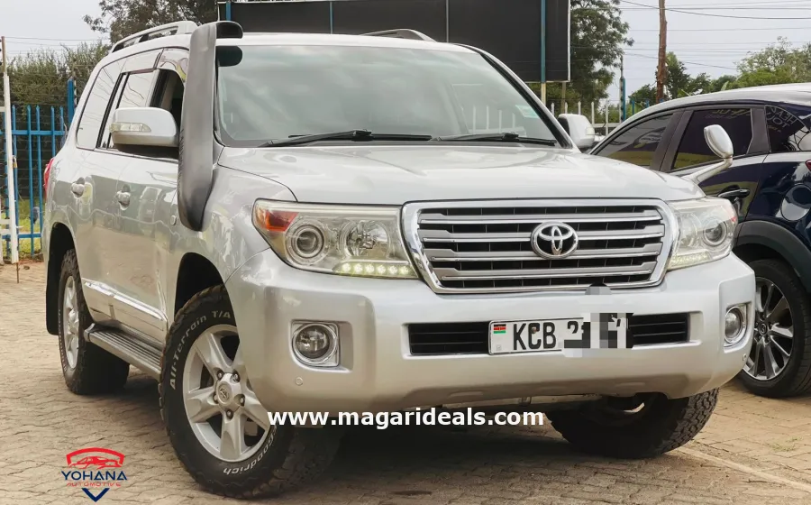 2012 TOYOTA LANDCRUISER V8 ZX in Kenya for Sale | Magari Deals