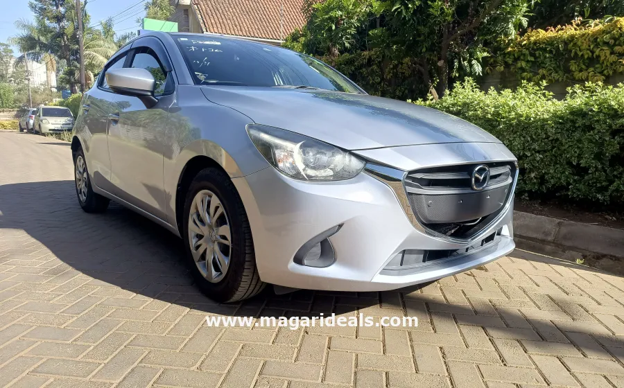 2017 Mazda Demio Diesel in Nairobi Kenya in Kenya for Sale | Magari Deals