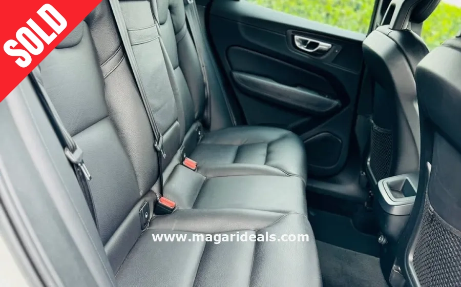 VOLVO XC60 D4 in Kenya for Sale | Magari Deals