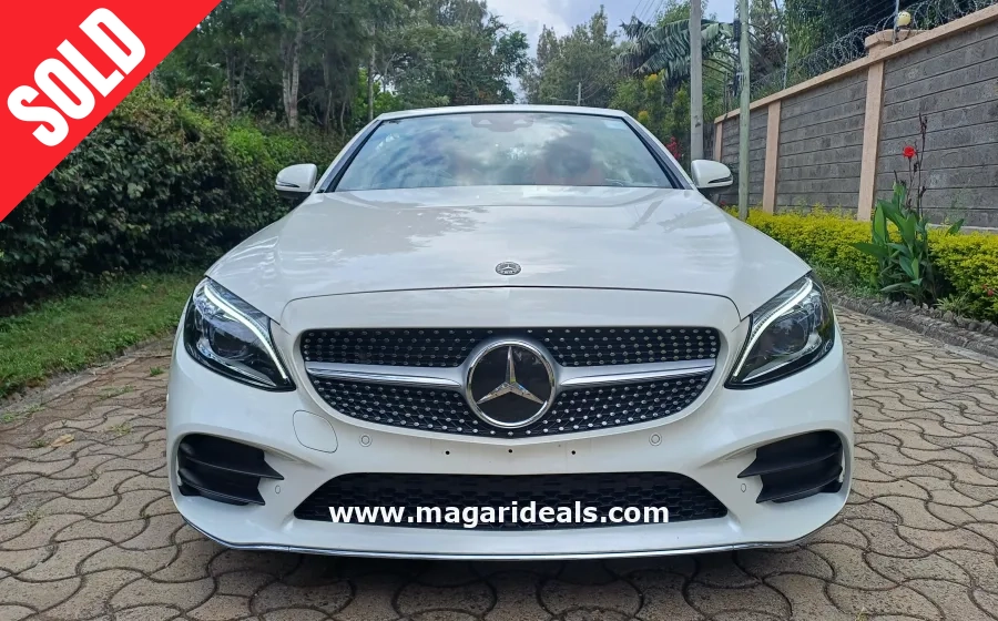 Mercedes Benz C180 Convertible  in Kenya for Sale | Magari Deals