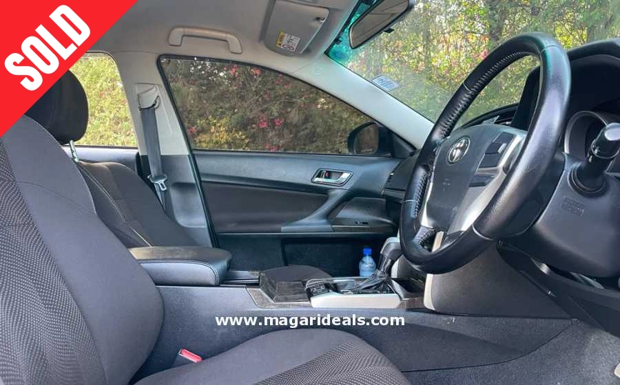 TOYOTA MARK X in Perfect Condition for Sale in Kenya | Magari Deals