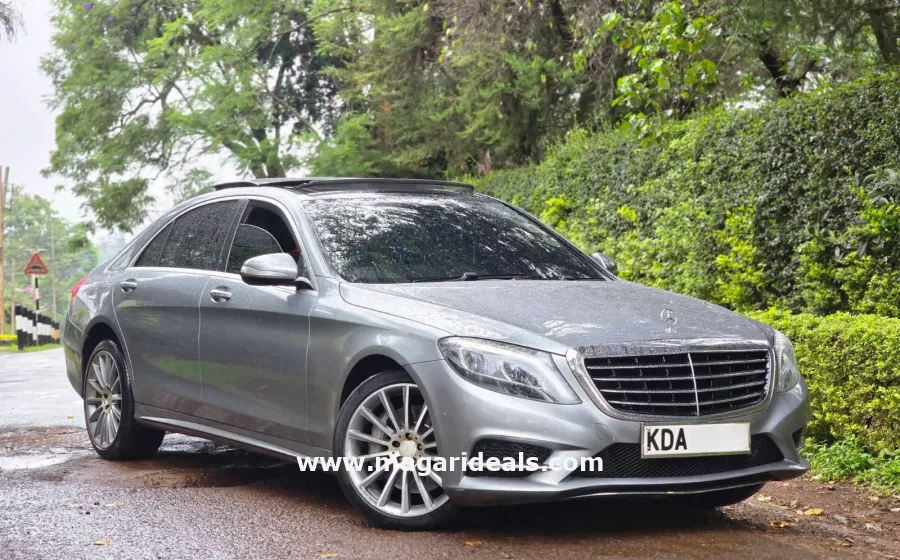 Mercedes-Benz S350 2013 locally used in Kenya in Kenya for Sale | Magari Deals
