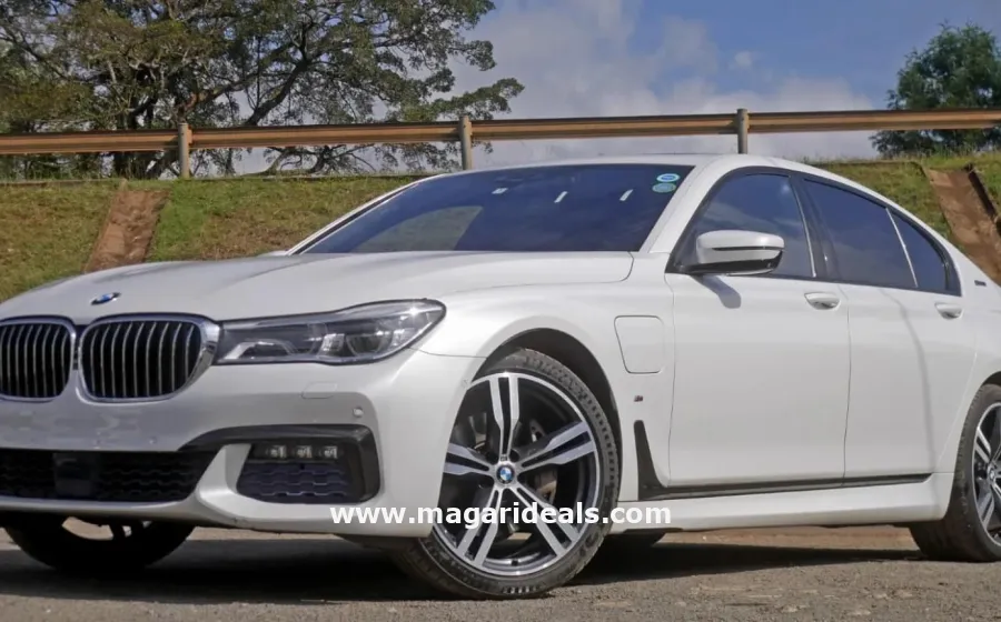   BMW 750e HYBRID with SUNROOF  in Kenya for Sale | Magari Deals