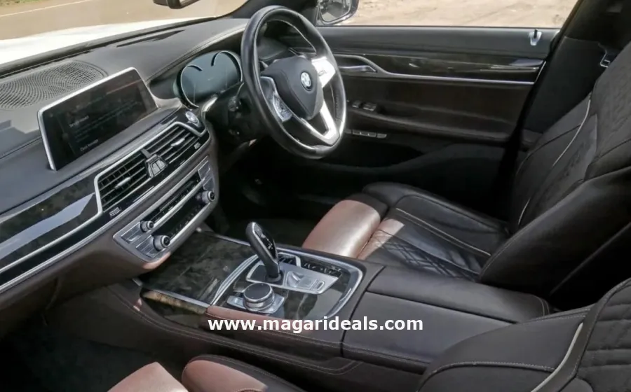   BMW 750e HYBRID with SUNROOF  in Kenya for Sale | Magari Deals