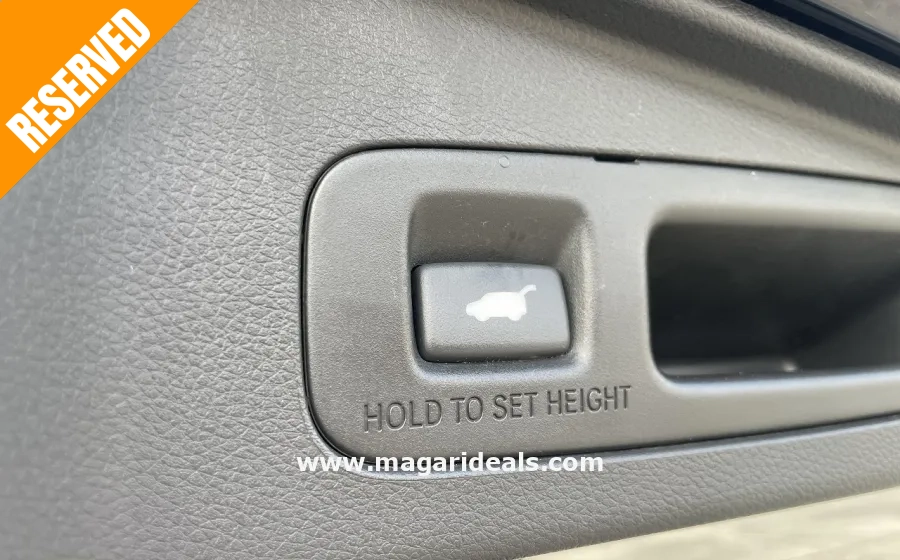 HONDA CR-V 4WD HYBRID EX MASTERPIECE W/SUNROOF in Kenya for Sale | Magari Deals