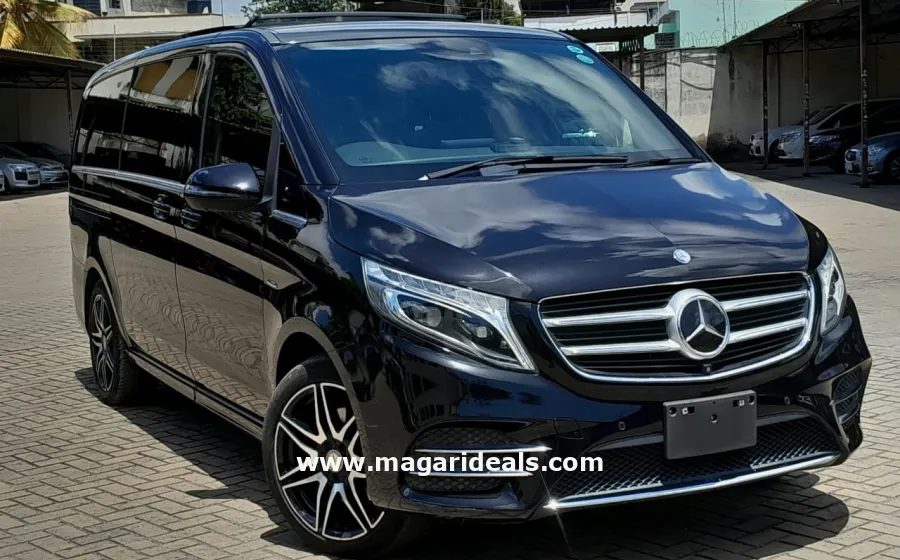 Mercedes Benz V220 CDI in Kenya in Kenya for Sale | Magari Deals