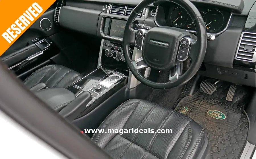  RANGE ROVER VOGUE with SUNROOF in Kenya for Sale | Magari Deals