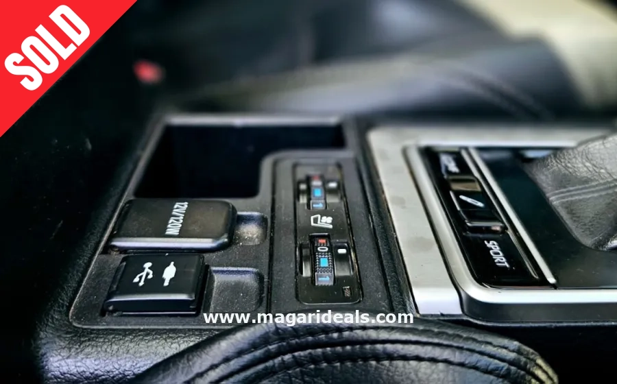 TOYOTA LAND CRUISER PRADO VXL in Kenya for Sale | Magari Deals