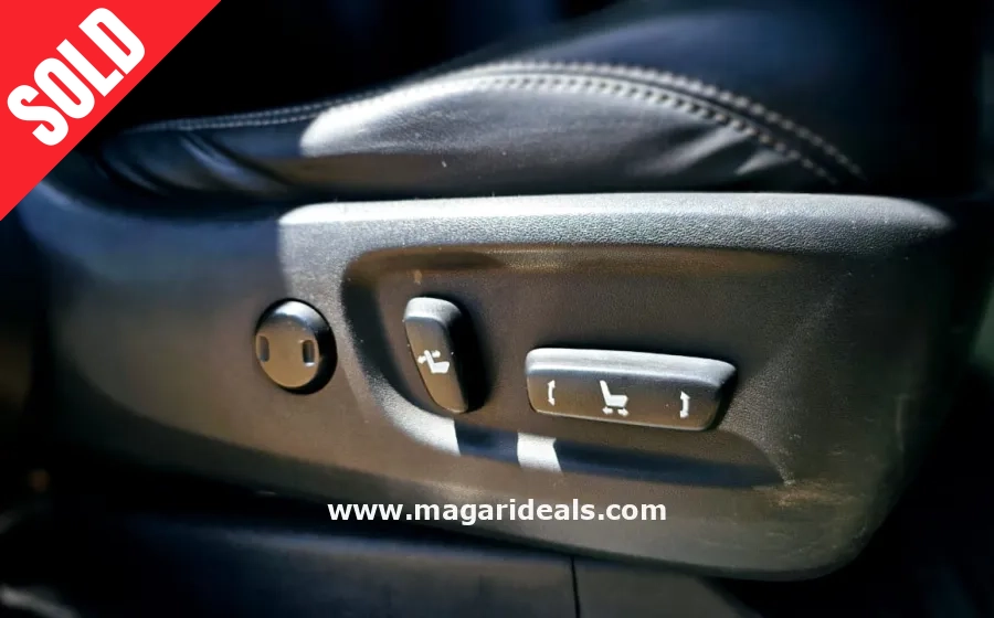 TOYOTA LAND CRUISER PRADO VXL in Kenya for Sale | Magari Deals