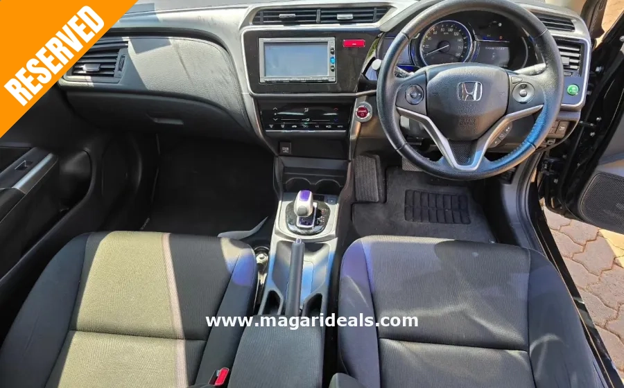 HONDA GRACE HYBRID in Kenya for Sale | Magari Deals