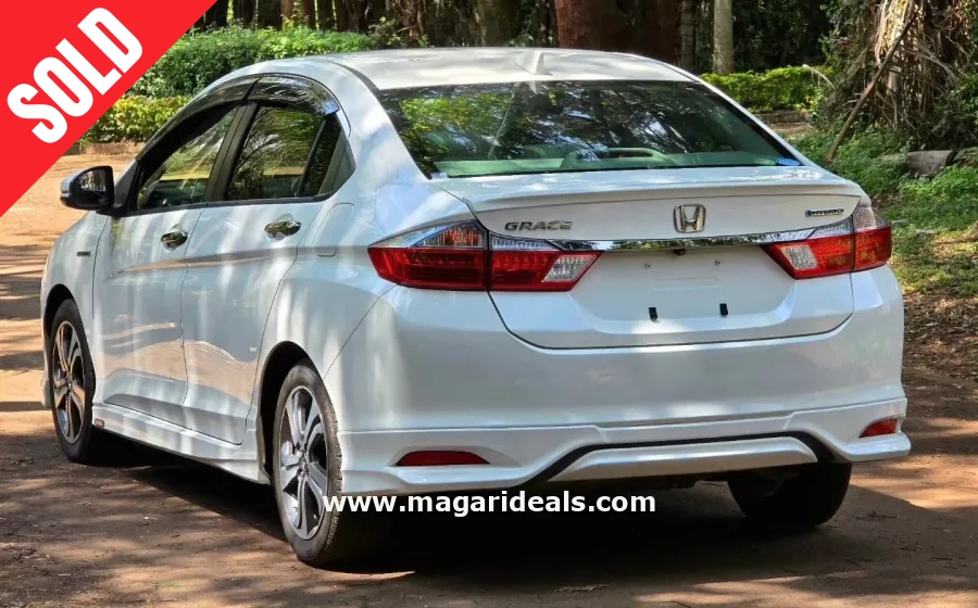HONDA GRACE HYBRID in Kenya for Sale | Magari Deals