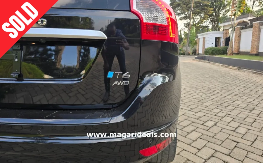 VOLVO XC60 T6 AWD R-DESIGN for Sale in Kenya in Kenya for Sale | Magari Deals