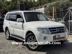 🇰🇪 Find Pajero & Pajero IO listings in Kenya. Compare diesel/4x4 models, inspect prices from Kshs 365,000 and connect with trusted sellers. ✔️ Test drives available!