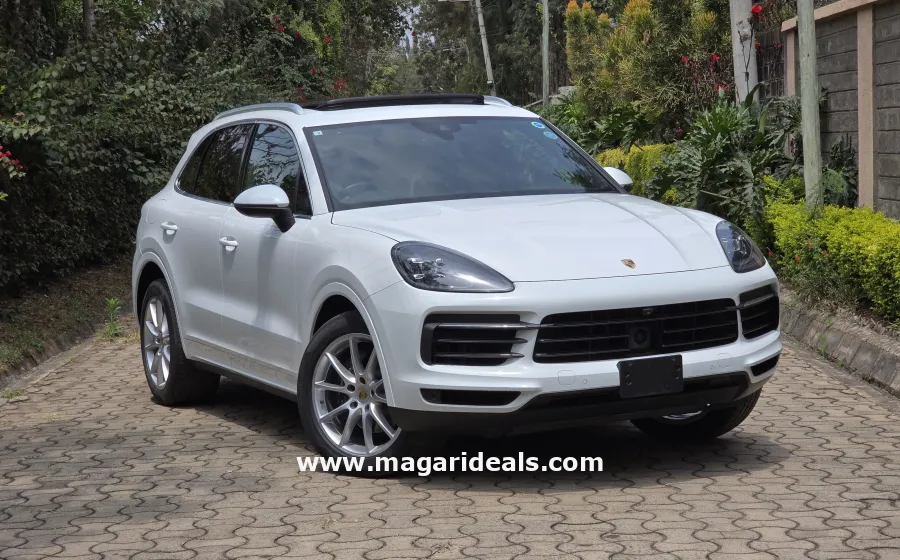 2018 Porsche Cayenne Ultimate Luxury SUV in Kenya for Sale | Magari Deals