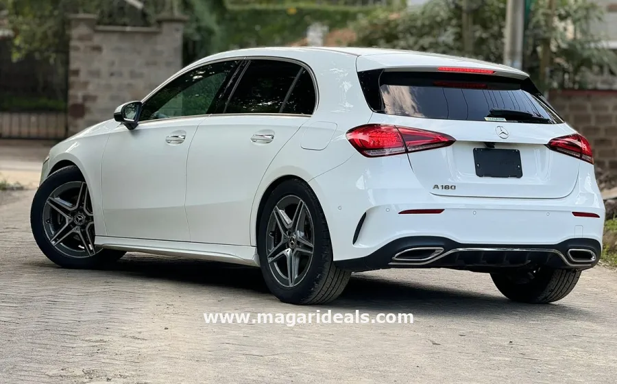 MERCEDES BENZ A180 in Kenya for Sale | Magari Deals