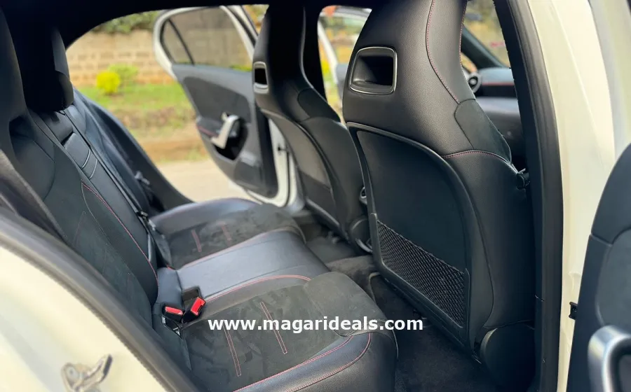 MERCEDES BENZ A180 in Kenya for Sale | Magari Deals