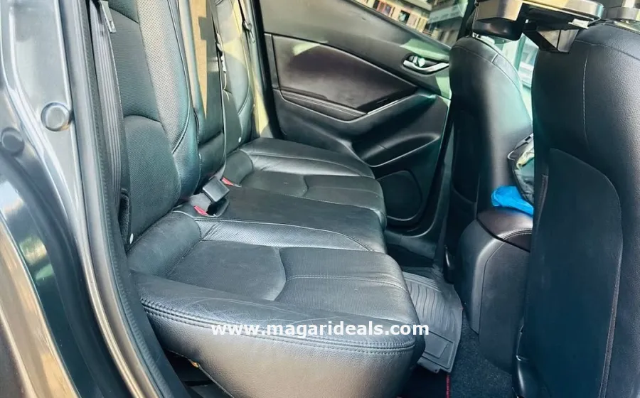 2016 Mazda Axela AWD in Kenya for Sale | Magari Deals
