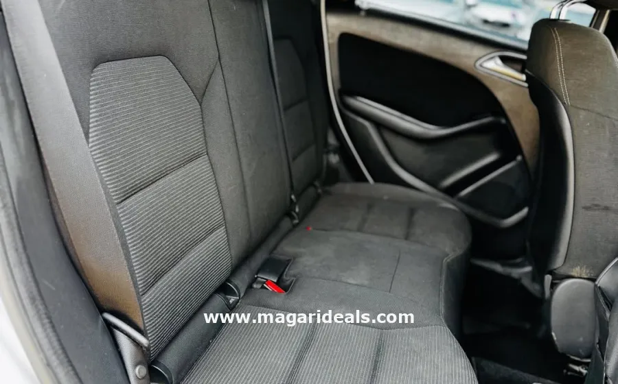 2016 Mercedes-Benz B180 in Kenya for Sale | Magari Deals