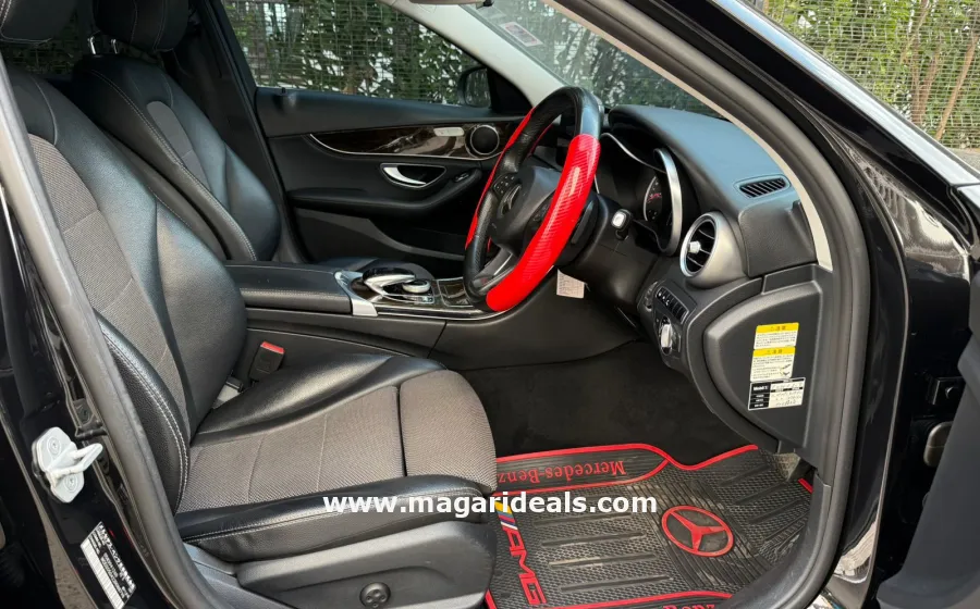 Mercedes Benz C200 in Kenya for Sale | Magari Deals