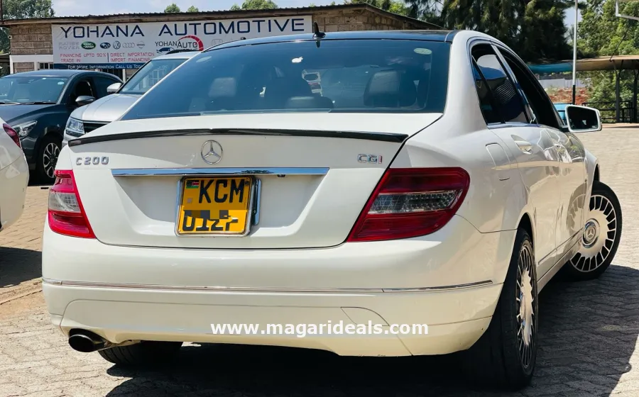 Mercedes Benz C200 in Kenya for Sale | Magari Deals