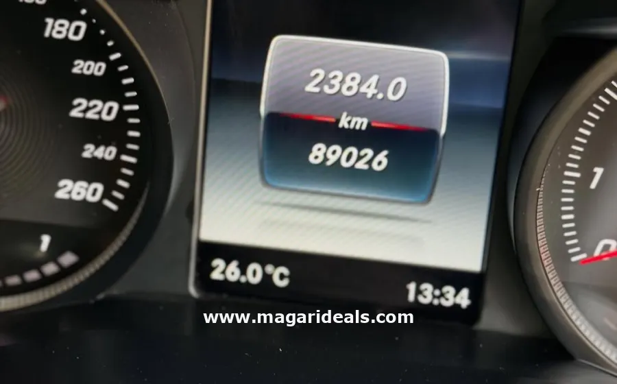 2014 MERCEDES BENZ C200 in Kenya for Sale | Magari Deals