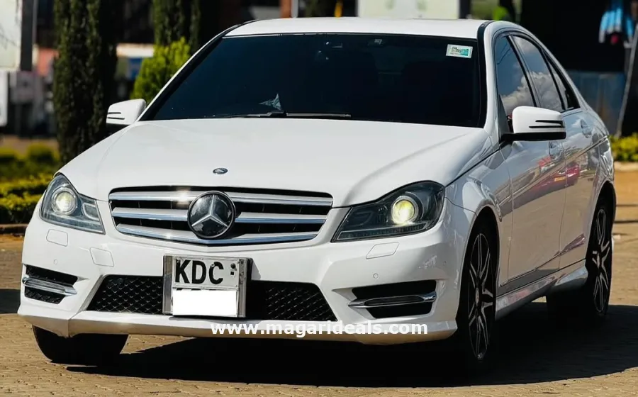 2013 Mercedes-Benz C180 in Kenya for Sale | Magari Deals