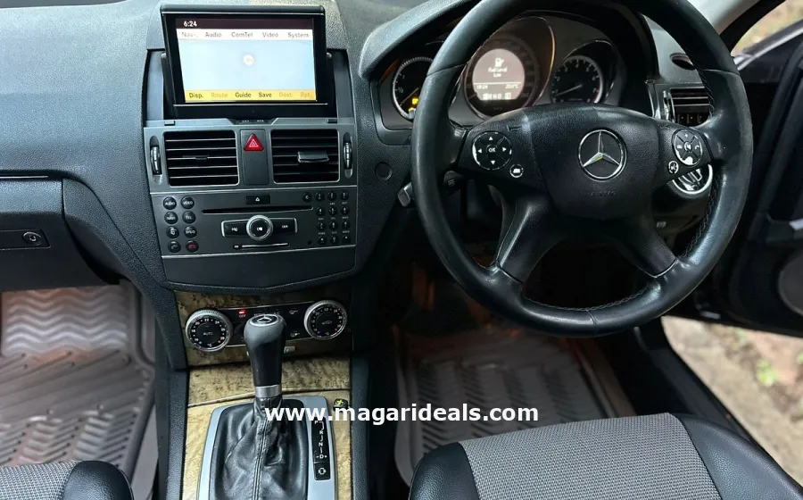 2010 MERCEDES BENZ C200 CGI in Kenya for Sale | Magari Deals